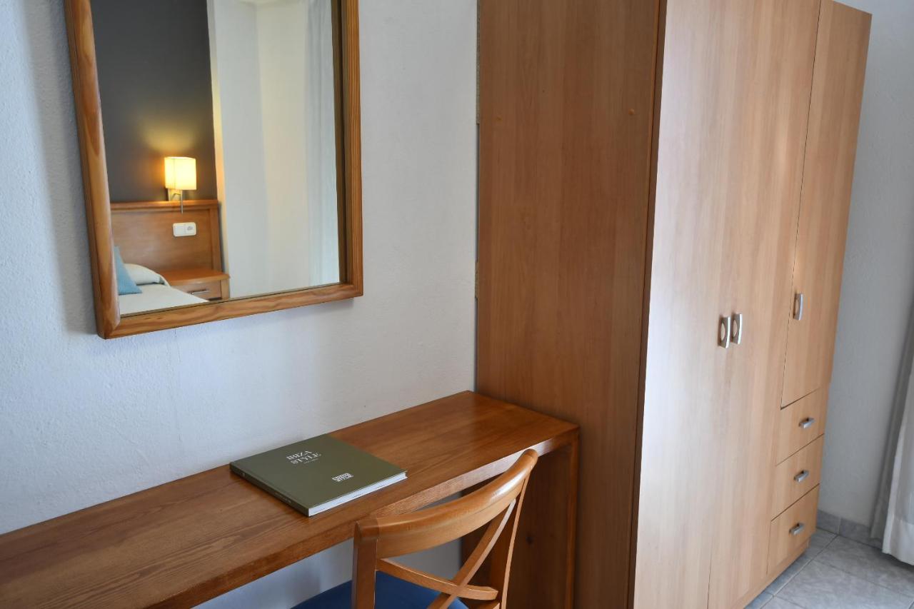 Hostal Mallorca Сан-Антонио-Абад Экстерьер фото