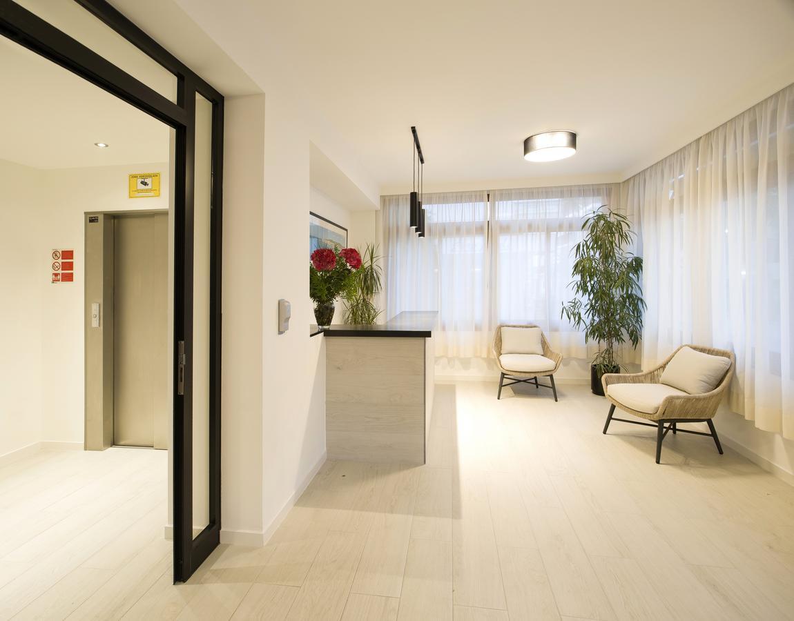 Hostal Mallorca Сан-Антонио-Абад Экстерьер фото